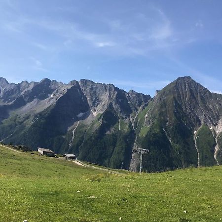 Apartment Between Mayrhofen And Finkenberg Exterior foto